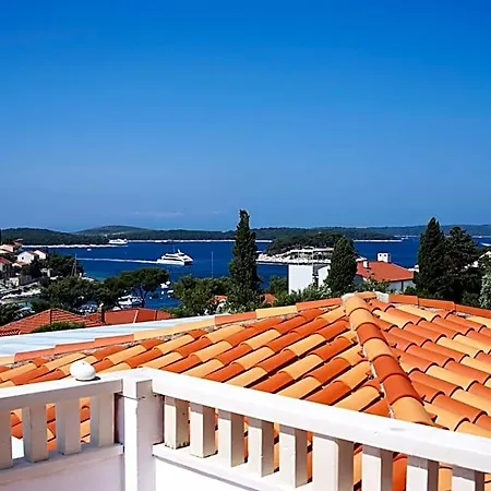 Albergue Skansi *