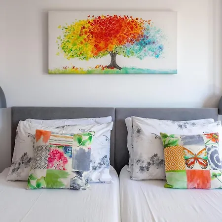 Skansi بيت شباب هفار