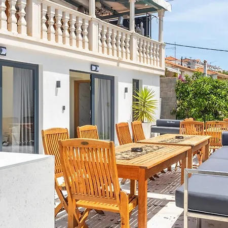 Skansi بيت شباب هفار