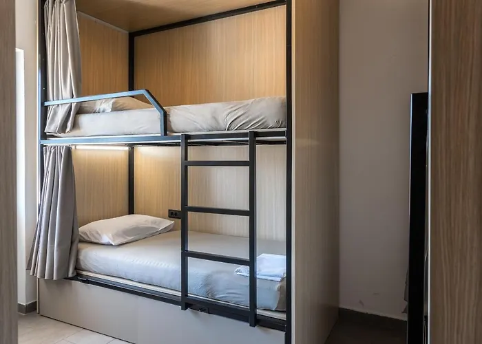 旅馆 Skansi 赫瓦尔